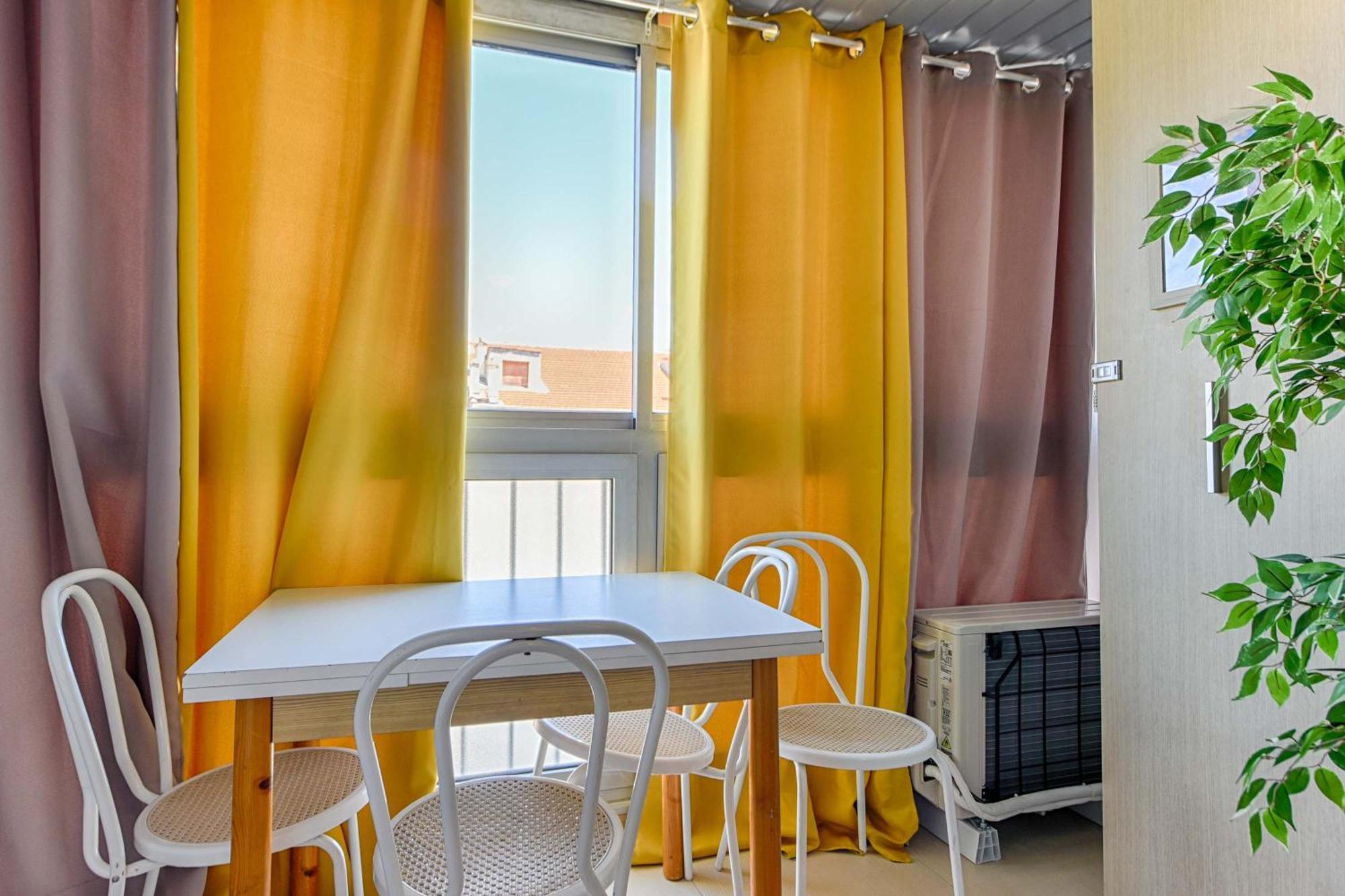 Le Festif Splendide Avec Loggia Au Carre D'or, Joie Speciale Pour Deux Appartement Cannes